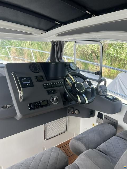 Marex 310 Sun Cruiser