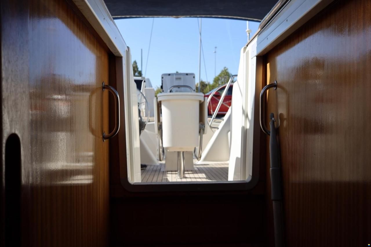 Bavaria 47