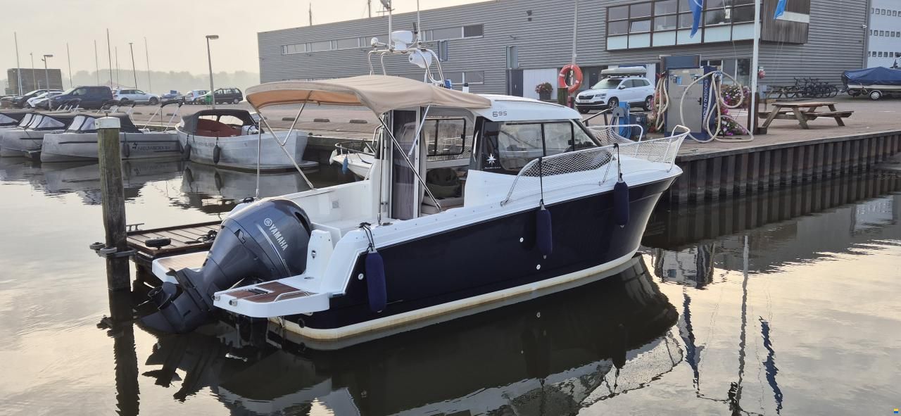 Jeanneau Merry Fisher 695