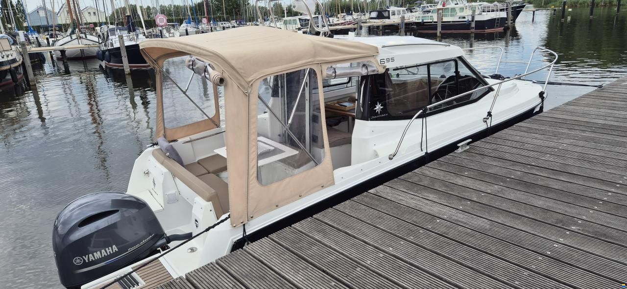 Jeanneau Merry Fisher 695