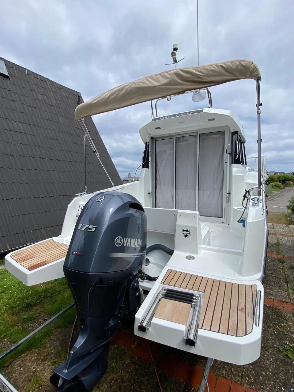 Jeanneau Merry Fisher 695