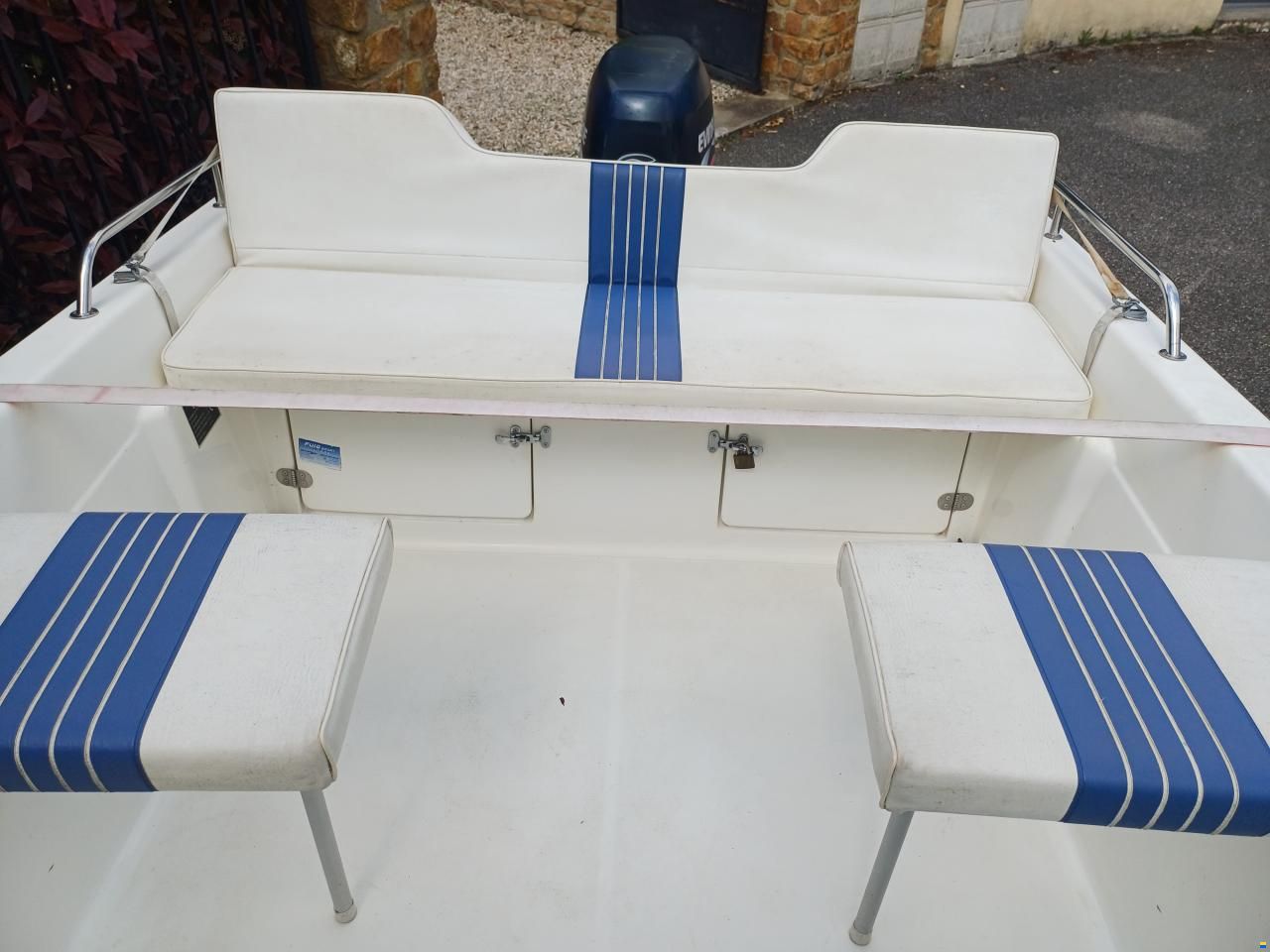 B2 Marine Cap Ferret