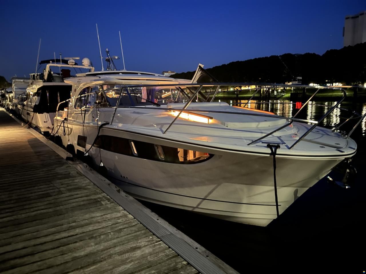Marex 360 Cabriolet Cruiser