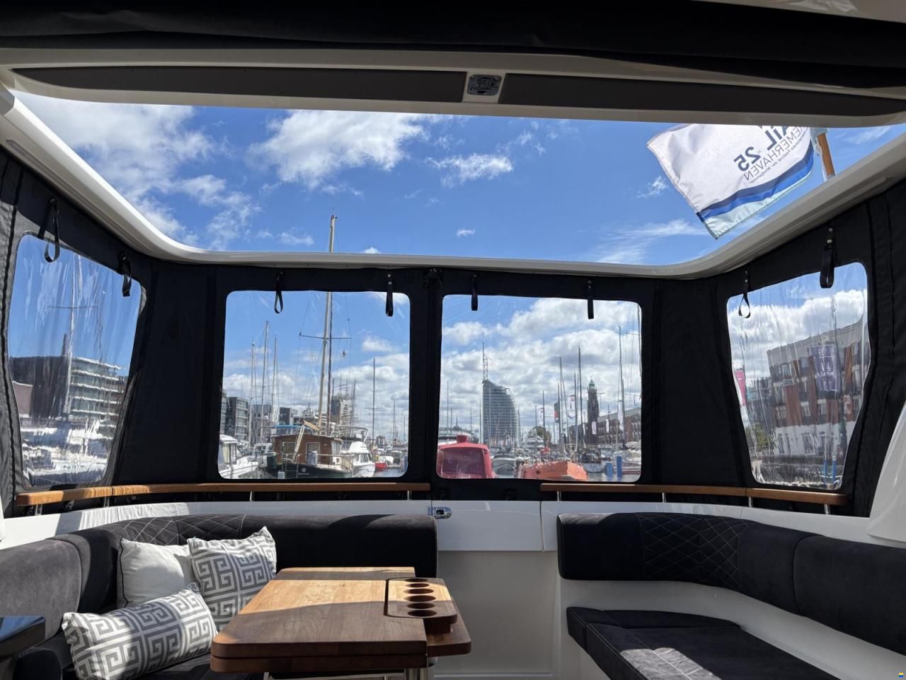 Marex 360 Cabriolet Cruiser