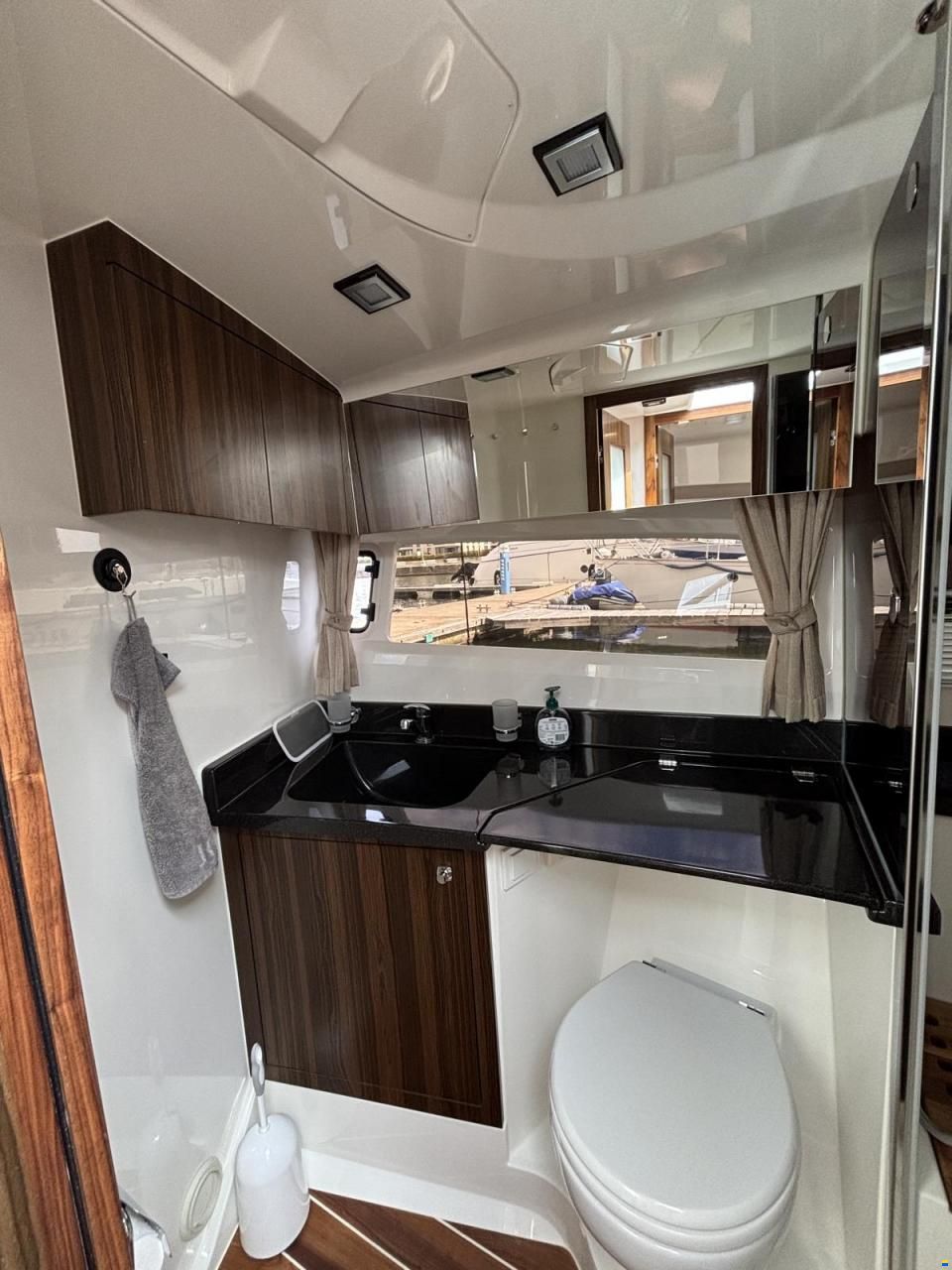 Marex 360 Cabriolet Cruiser