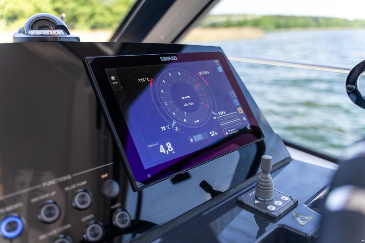 Nautic Yachts 880