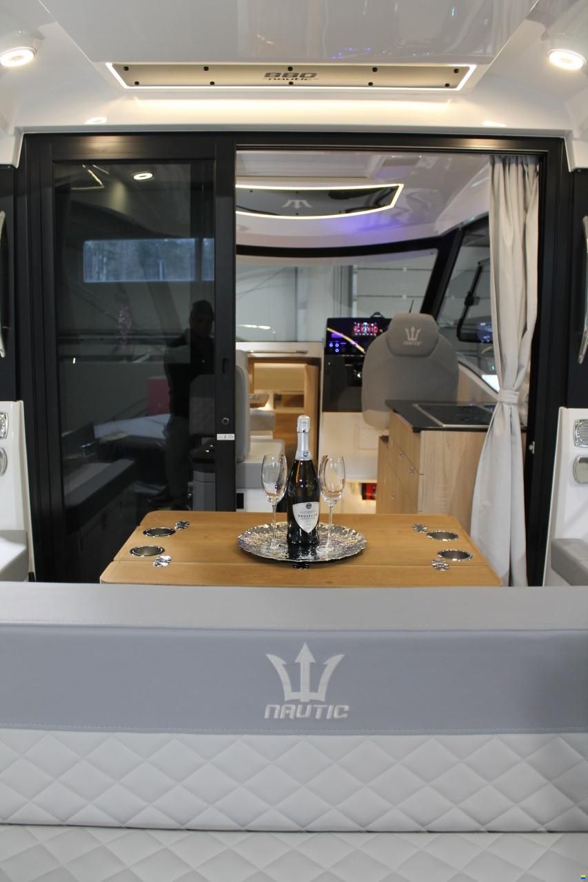 Nautic Yachts 880