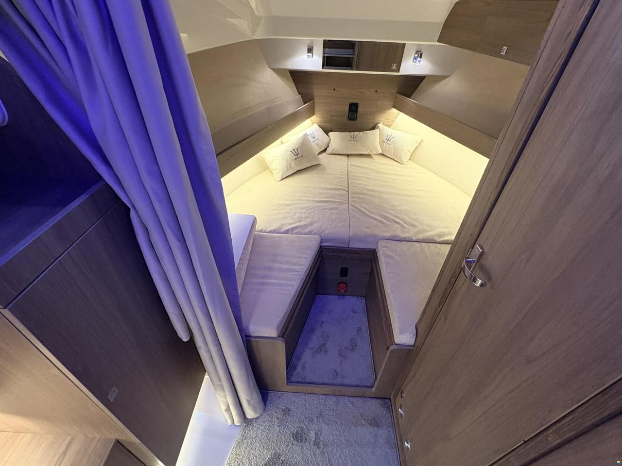 Nautic Yachts 880
