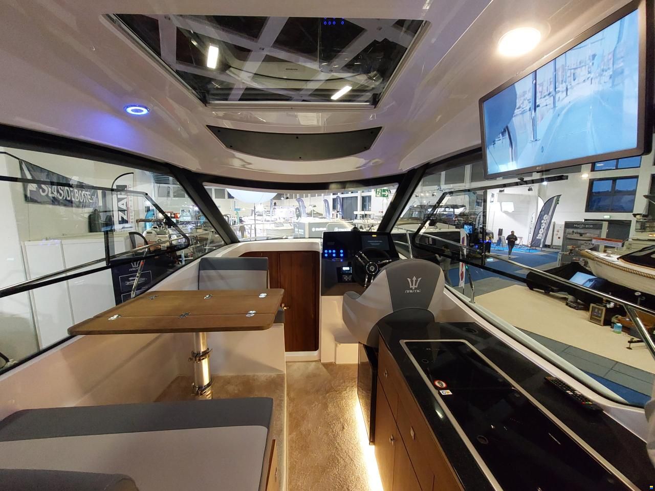 Nautic Yachts 880