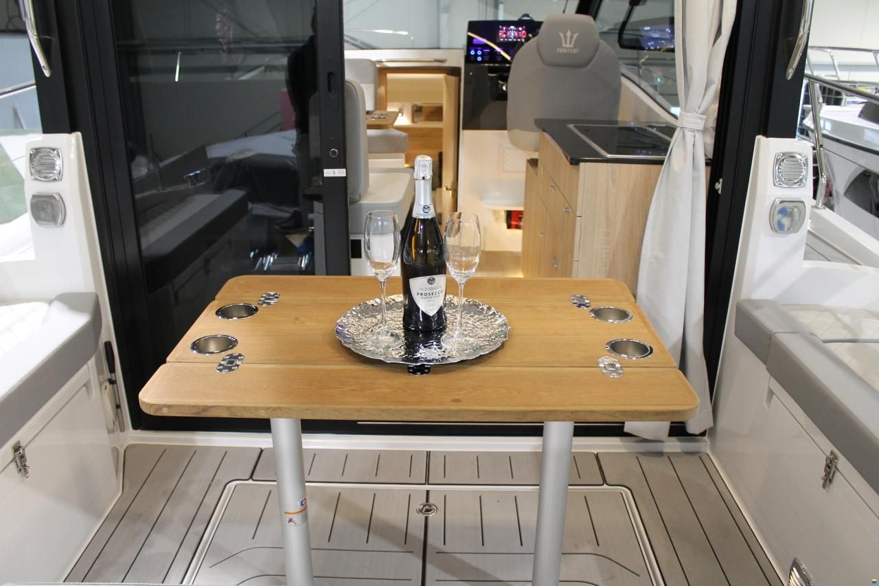Nautic Yachts 880