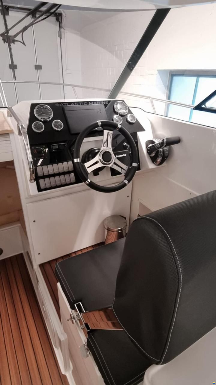 Atlantic Yachts Marine Adventure 780