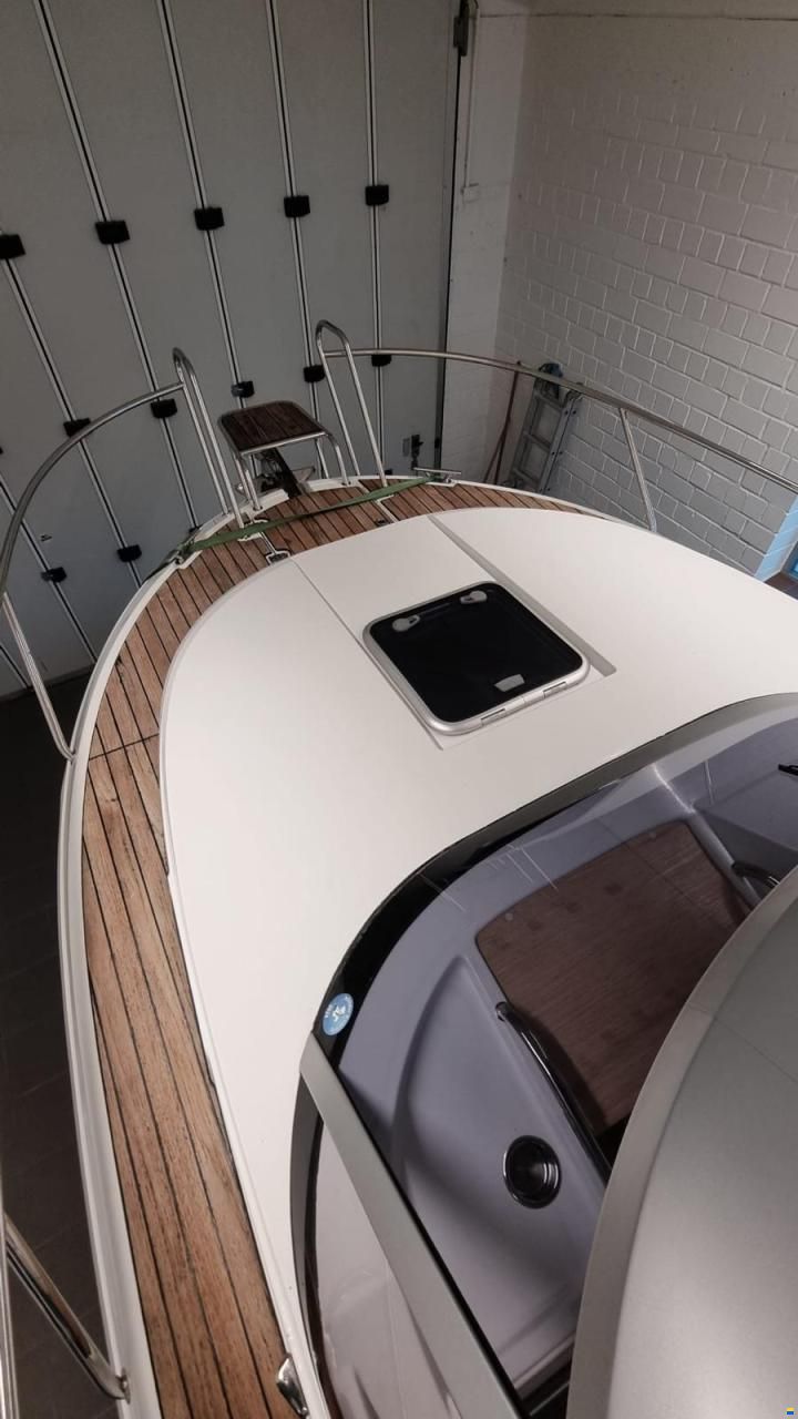 Atlantic Yachts Marine Adventure 780
