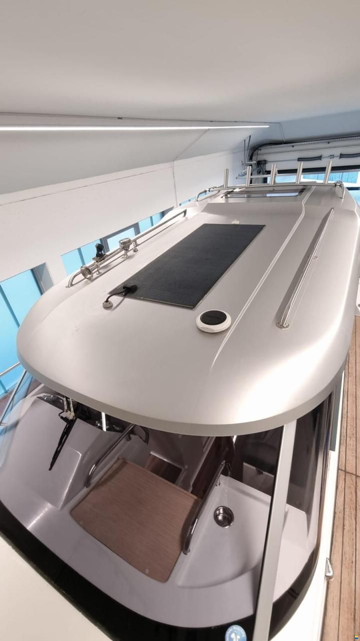 Atlantic Yachts Marine Adventure 780