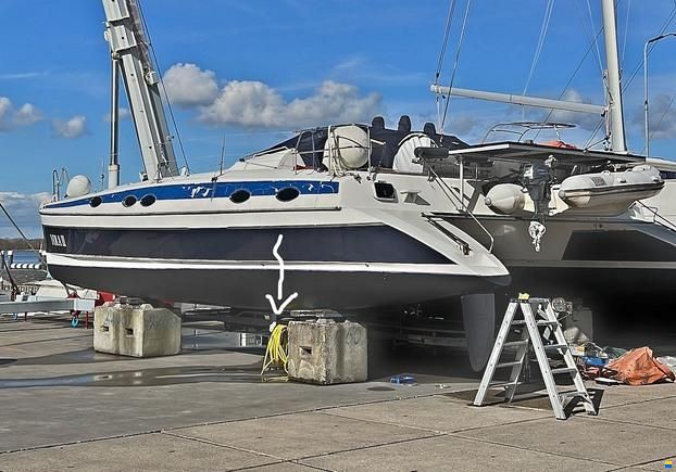 TRT 1200 CR catamaran