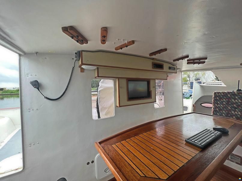 TRT 1200 CR catamaran