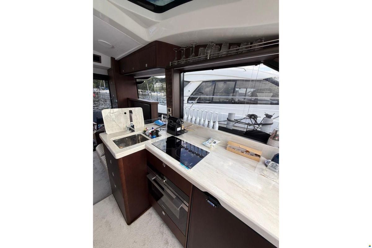Galeon 410 HTC, 2024