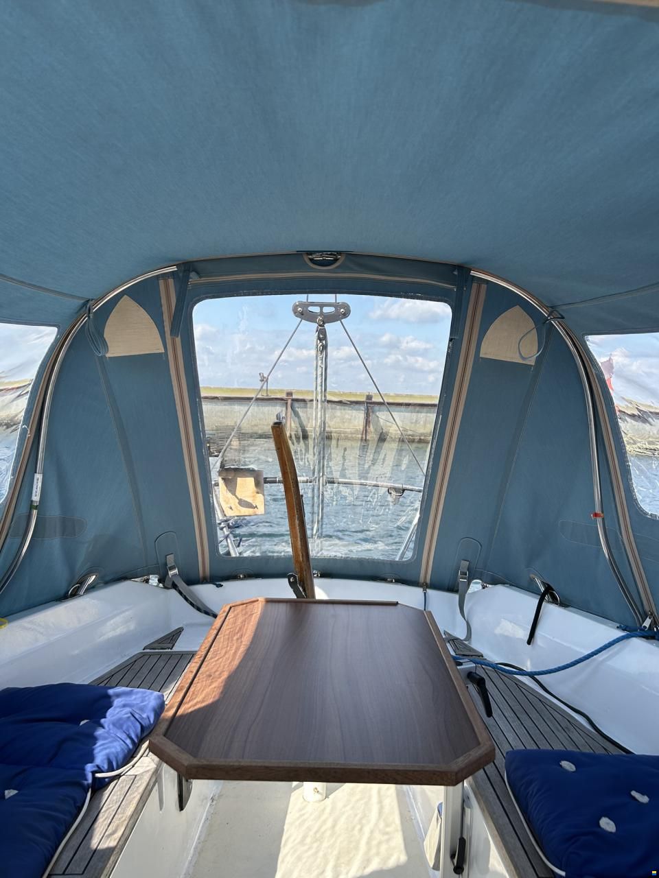 Sabre 27