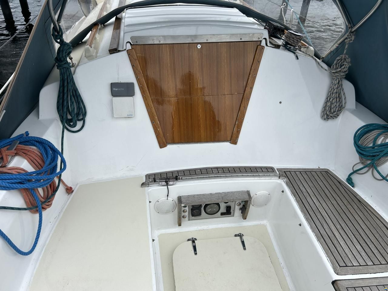 Sabre 27