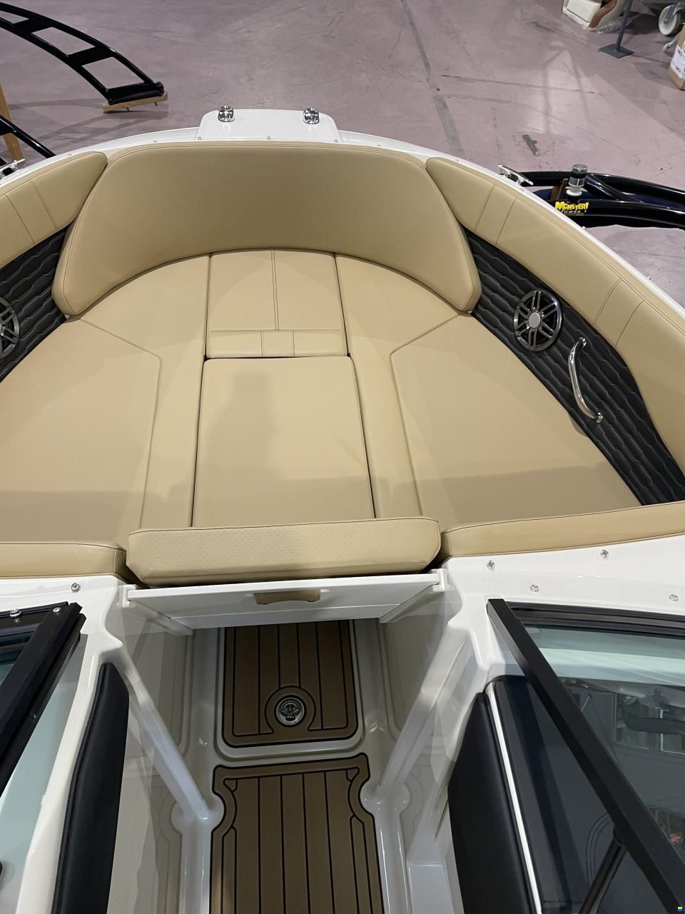 Sea Ray Spx230