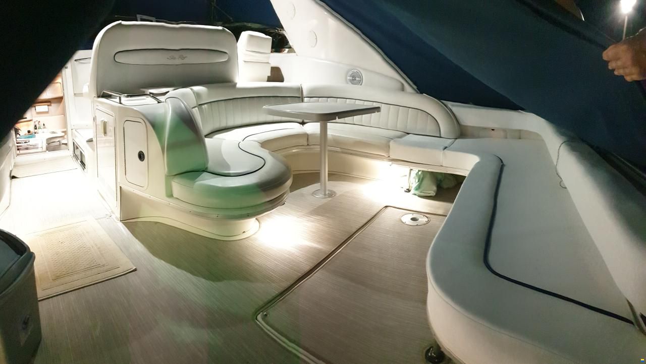 Sea Ray 450 Sundancer