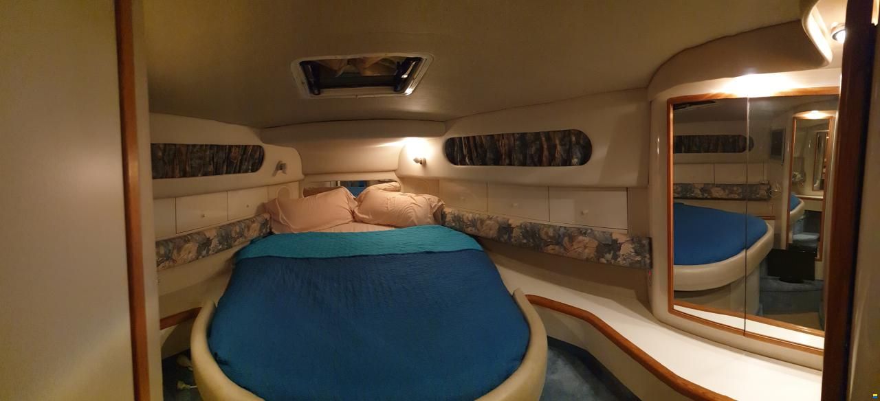 Sea Ray 450 Sundancer