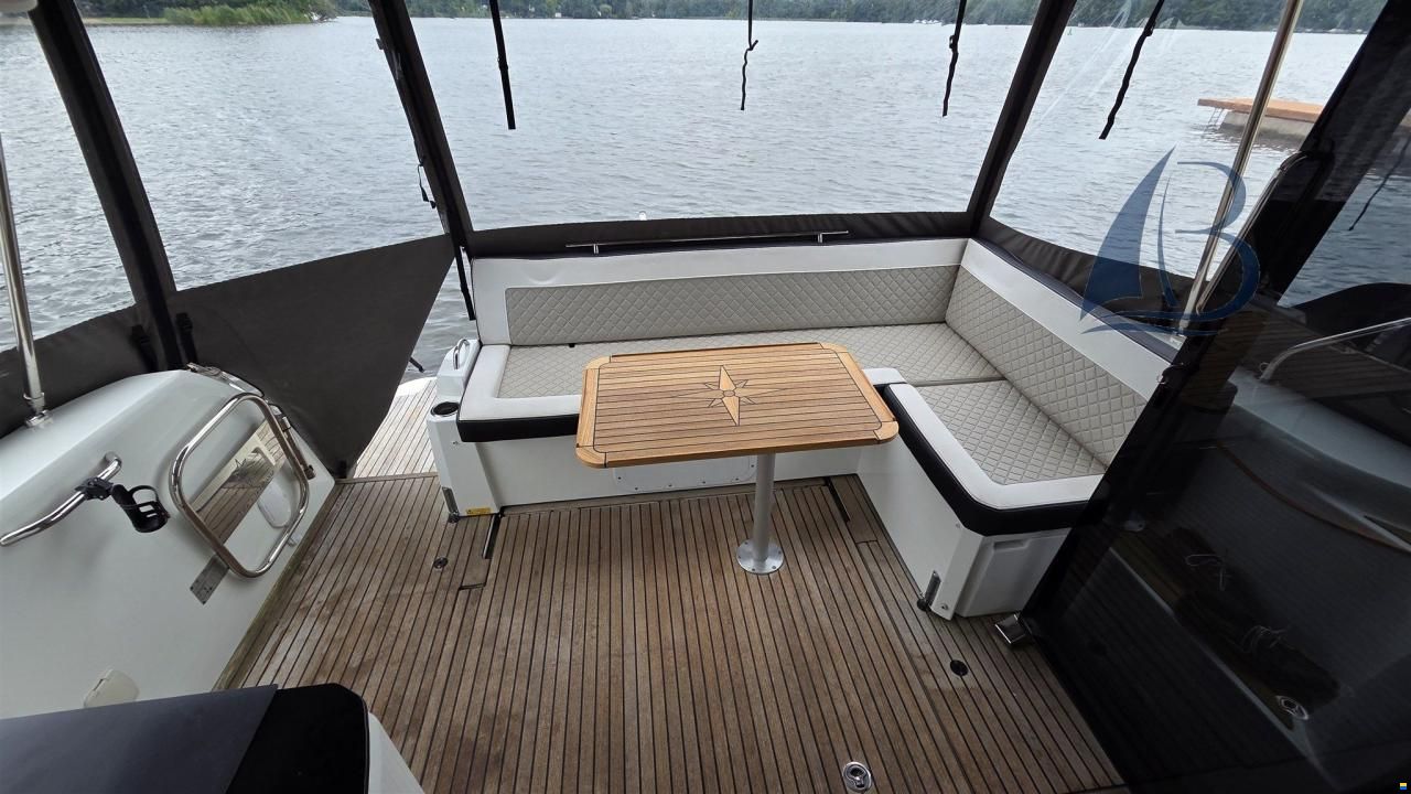 Jeanneau NC 37