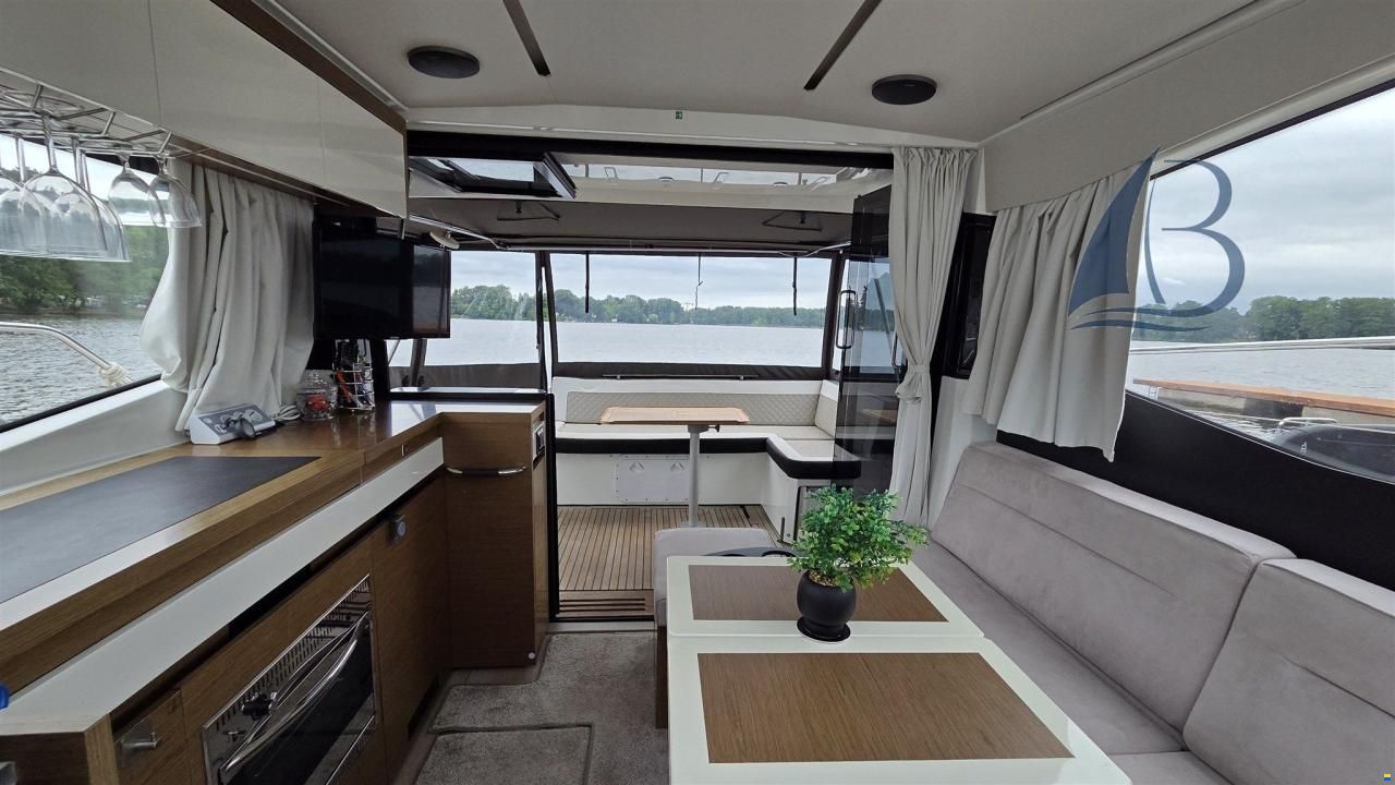 Jeanneau NC 37