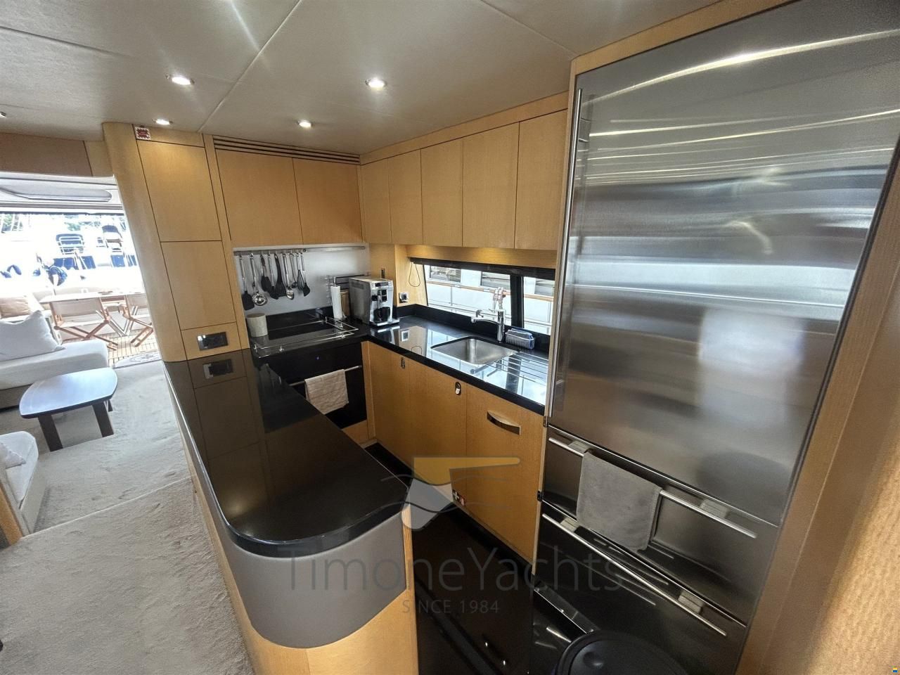 Sunseeker 75 YACHT