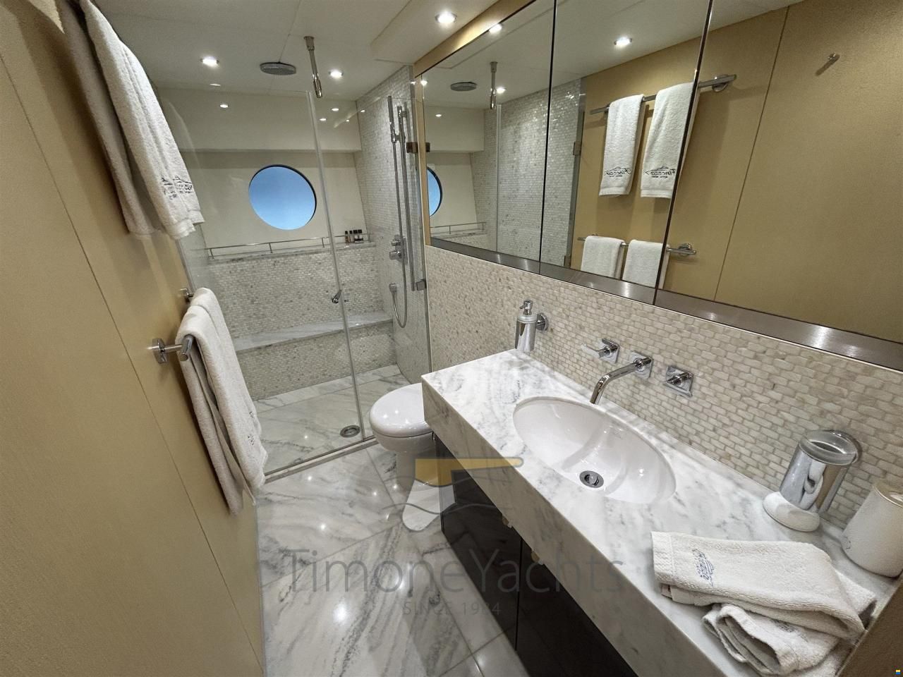 Sunseeker 75 YACHT