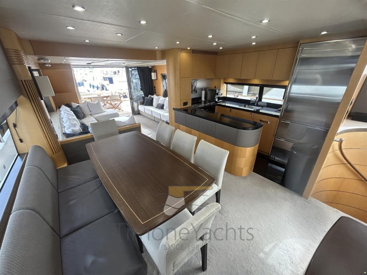 Sunseeker 75 YACHT