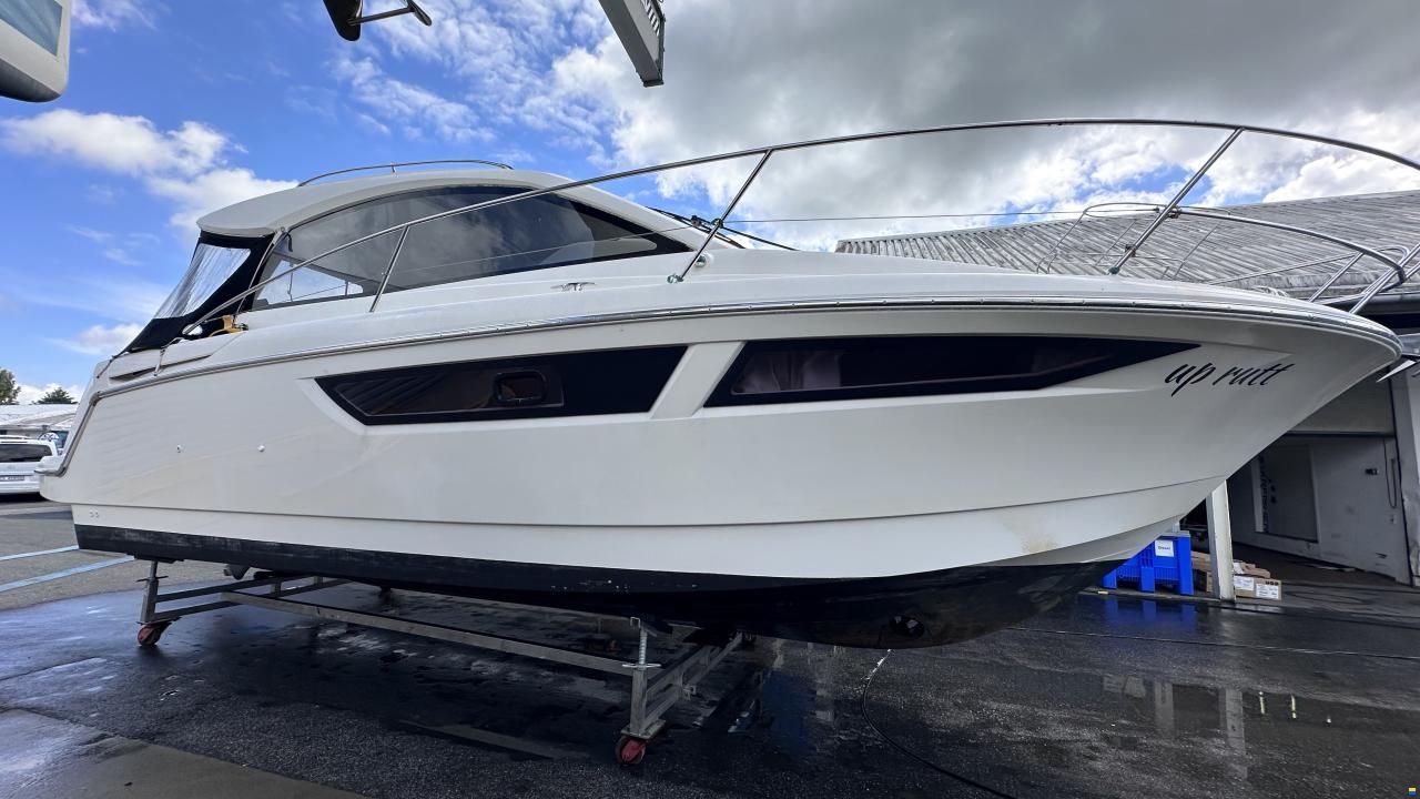 Jeanneau Leader 9