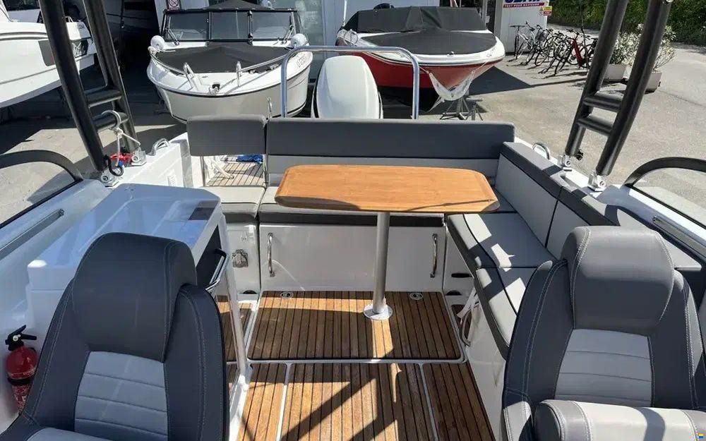 Jeanneau Cap Camarat 7.5 BR