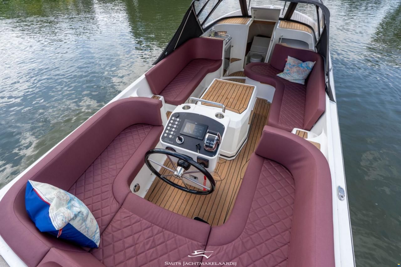 Bola GS Tender 27 Semi Cabin