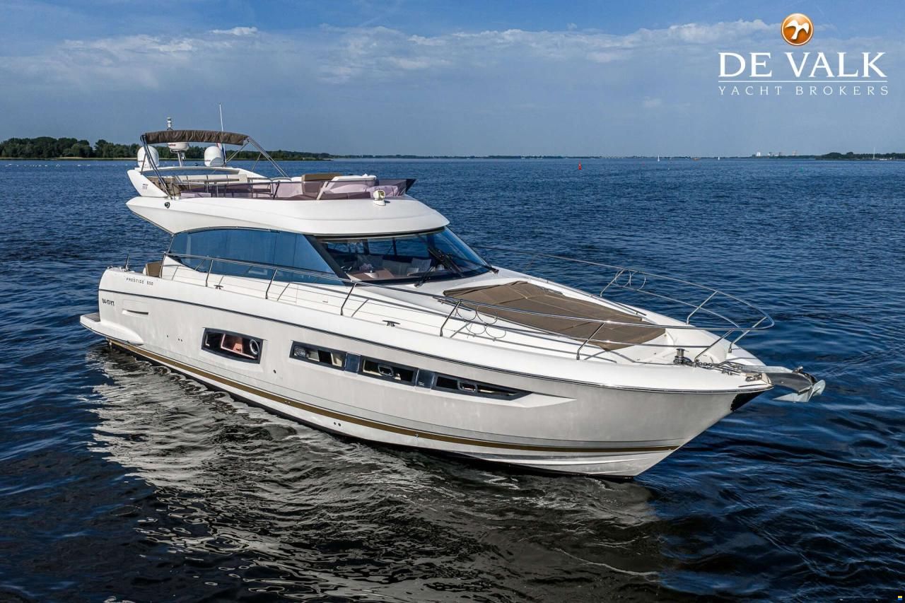 Prestige 550 Flybridge