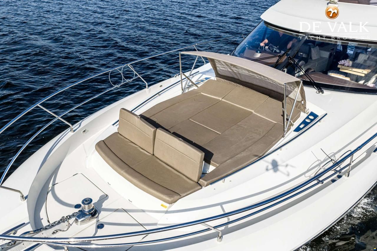 Prestige 550 Flybridge