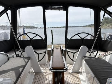 Hanse 385