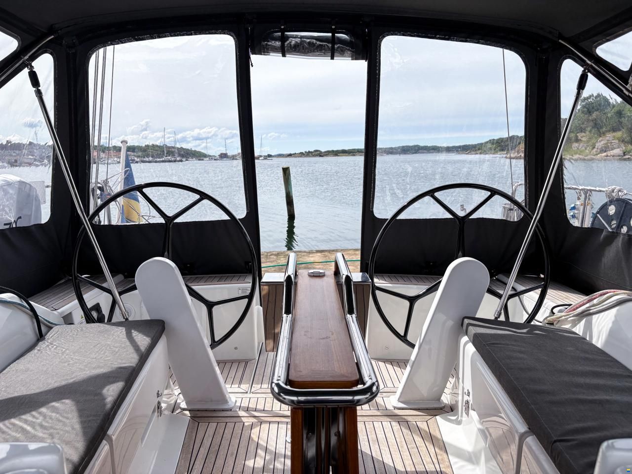 Hanse 385