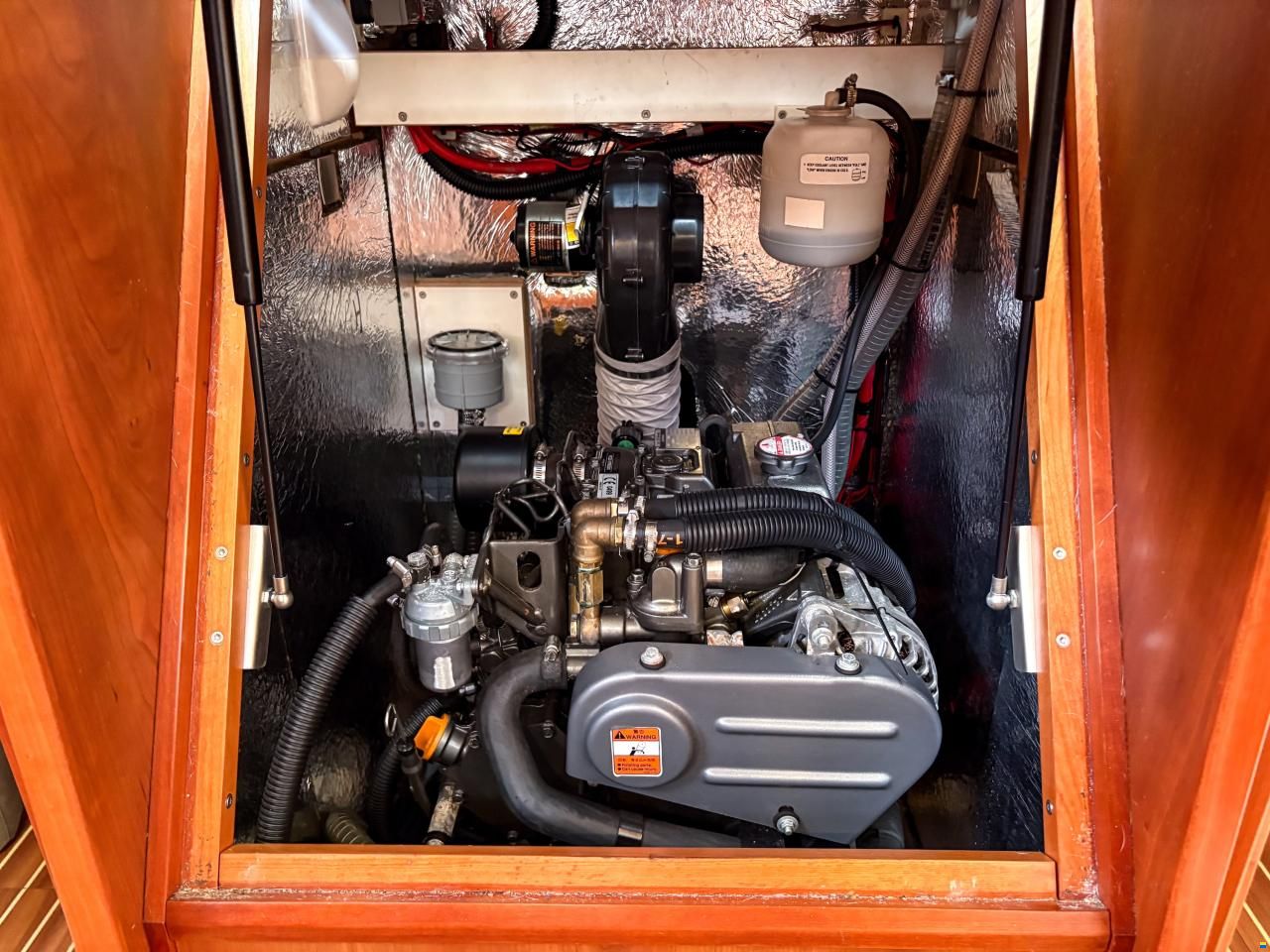 Hanse 385