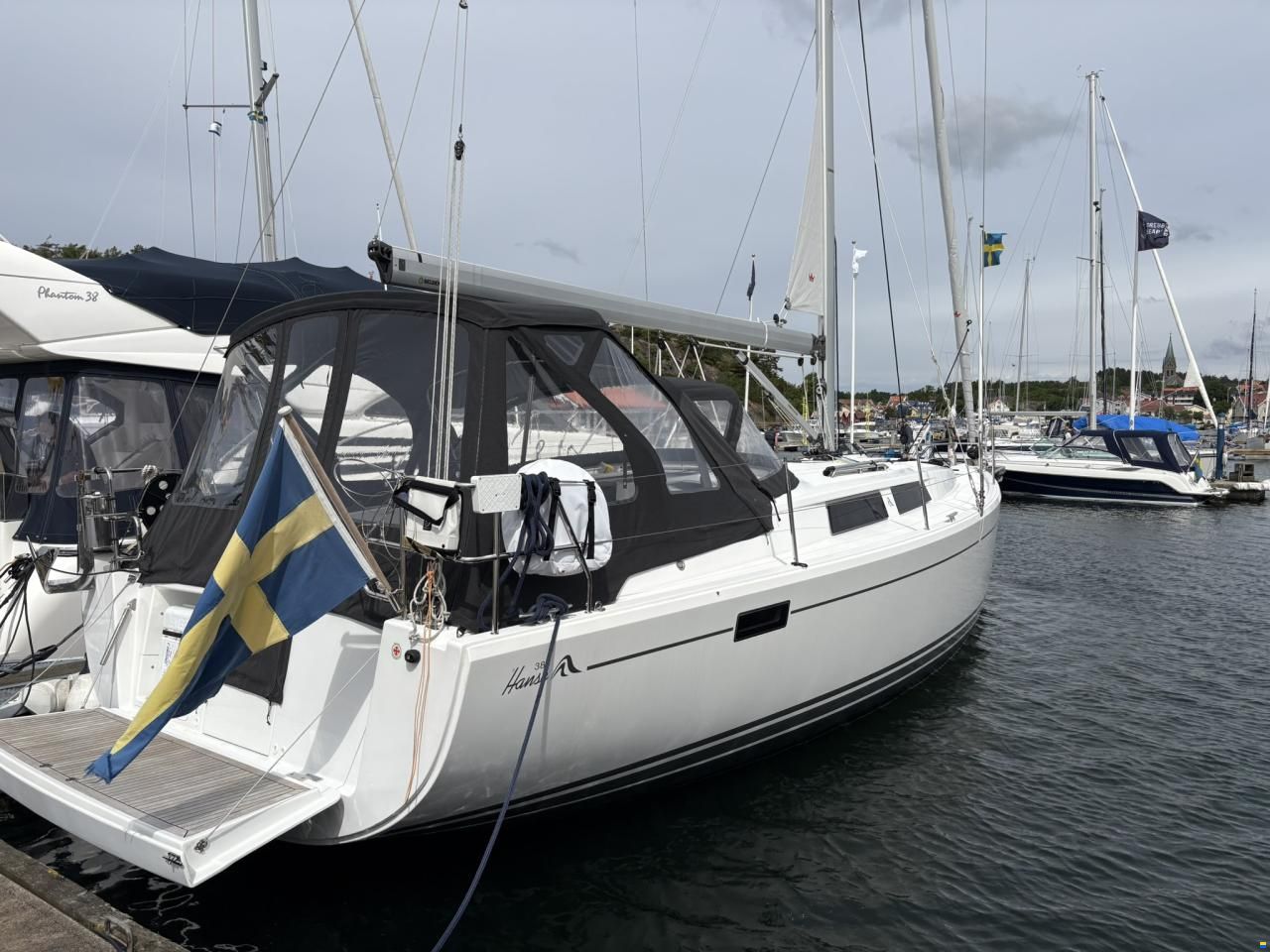 Hanse 385