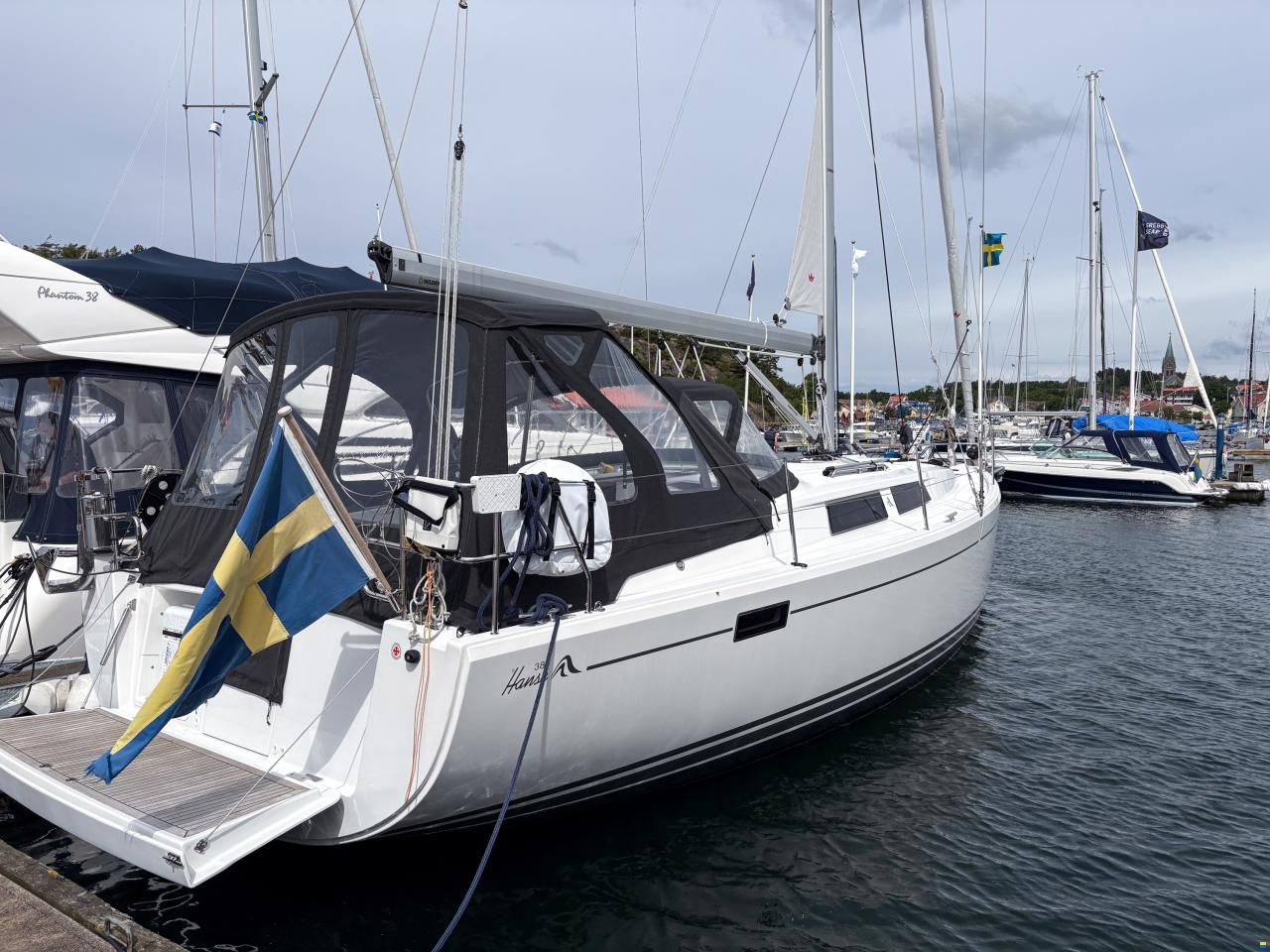 Hanse 385