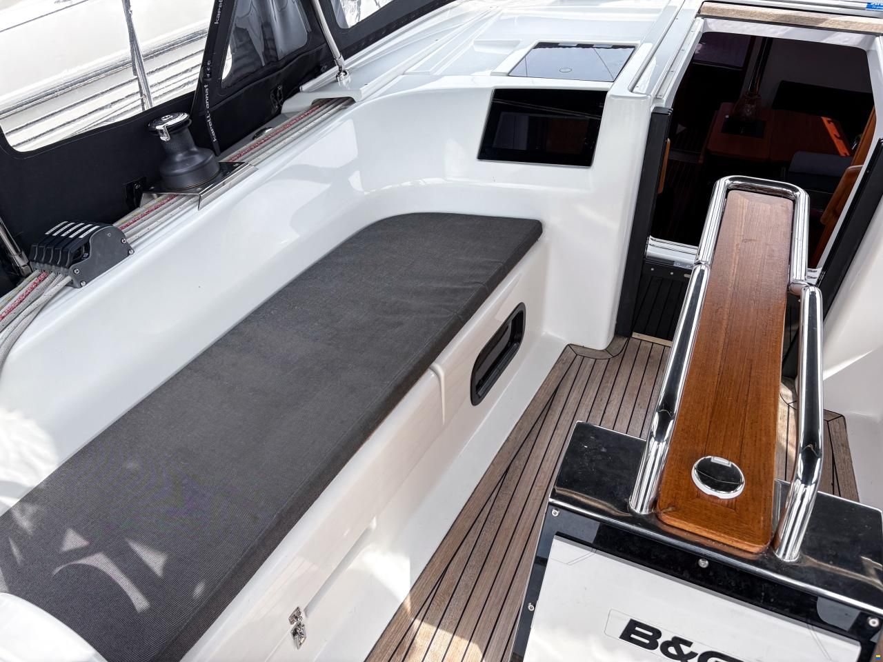 Hanse 385