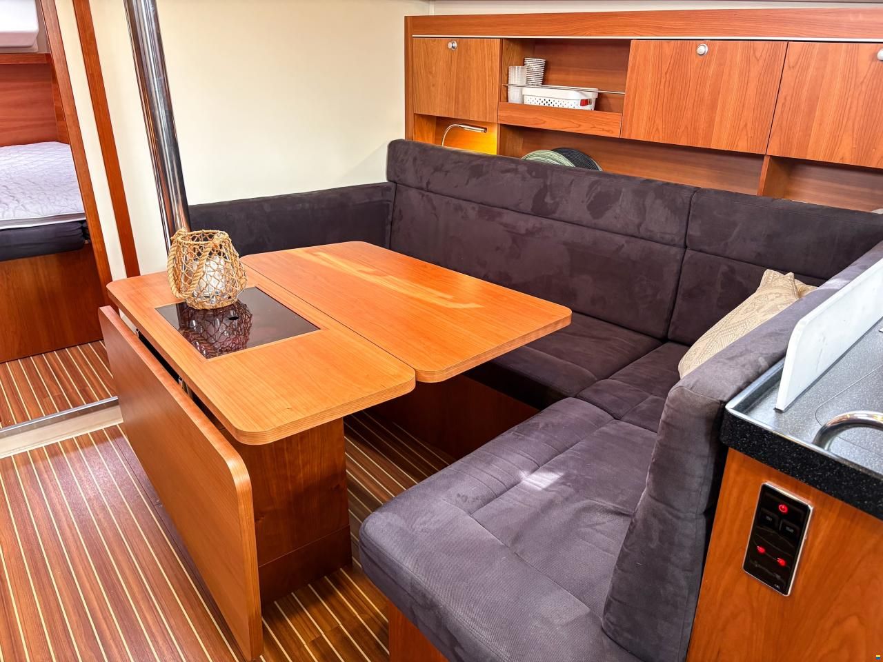 Hanse 385
