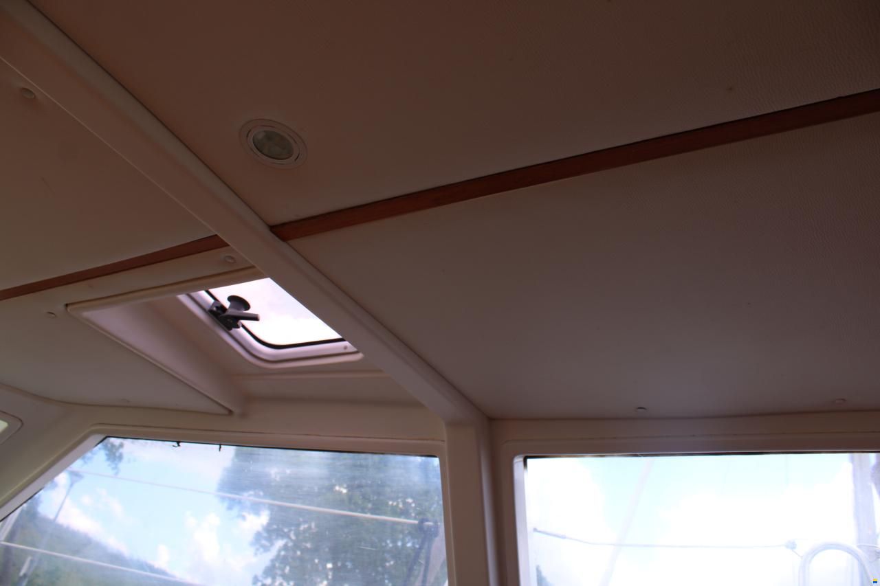 Wauquiez 40 Pilot Saloon