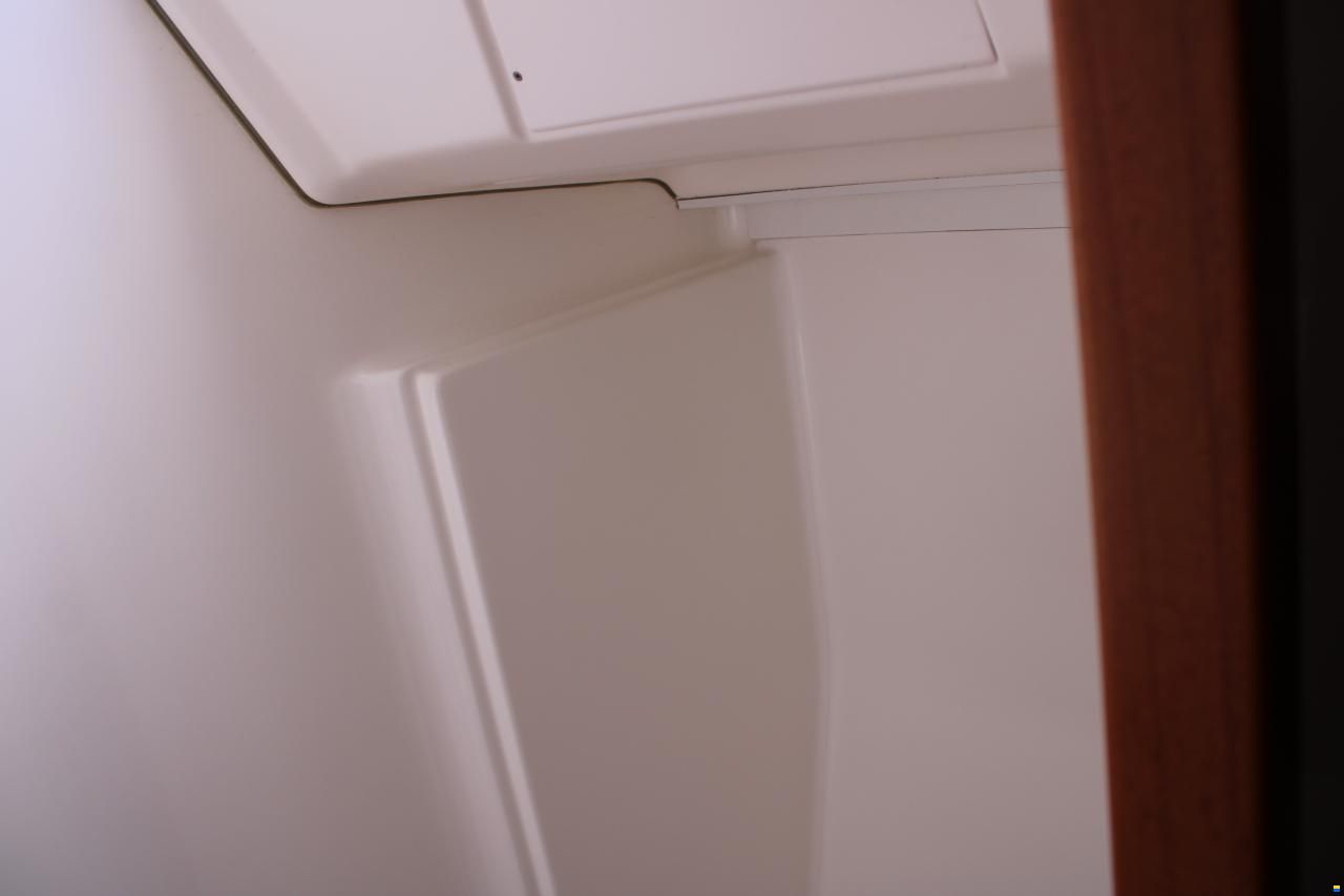 Wauquiez 40 Pilot Saloon