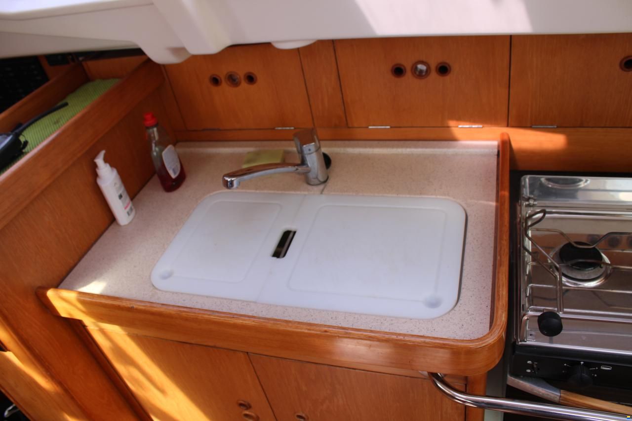 Wauquiez 40 Pilot Saloon