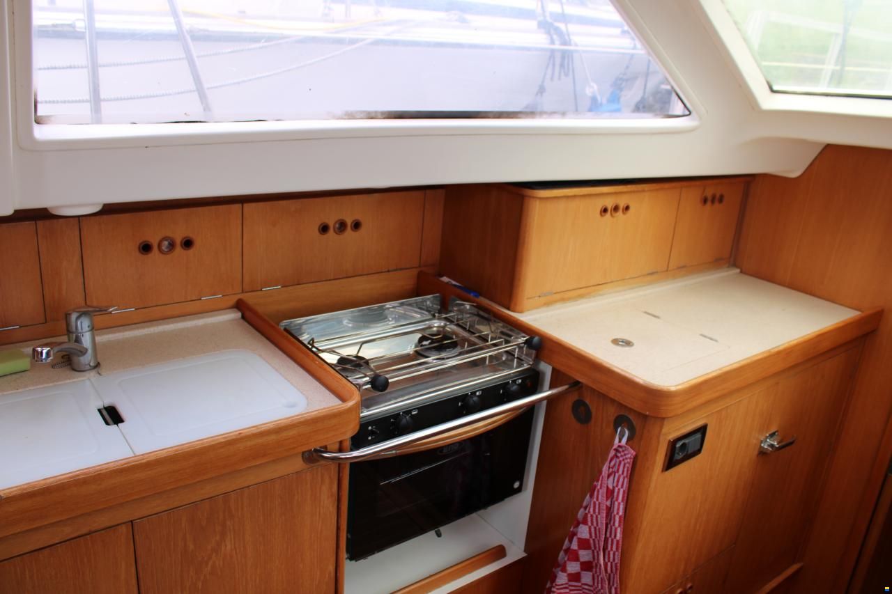 Wauquiez 40 Pilot Saloon