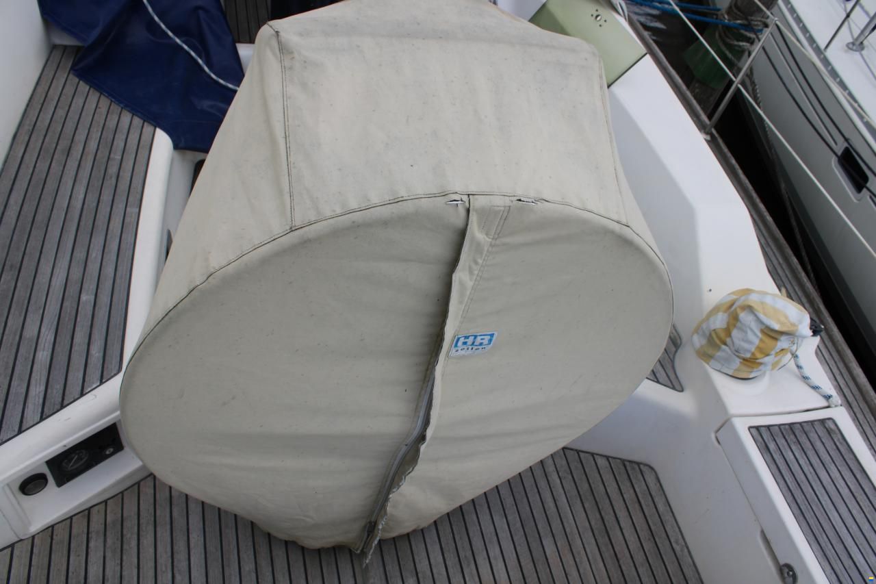Wauquiez 40 Pilot Saloon