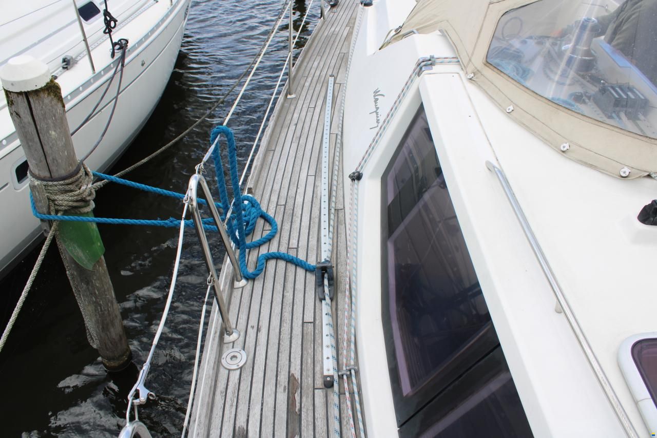 Wauquiez 40 Pilot Saloon