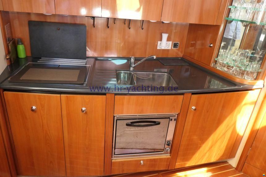 Sealine S 38