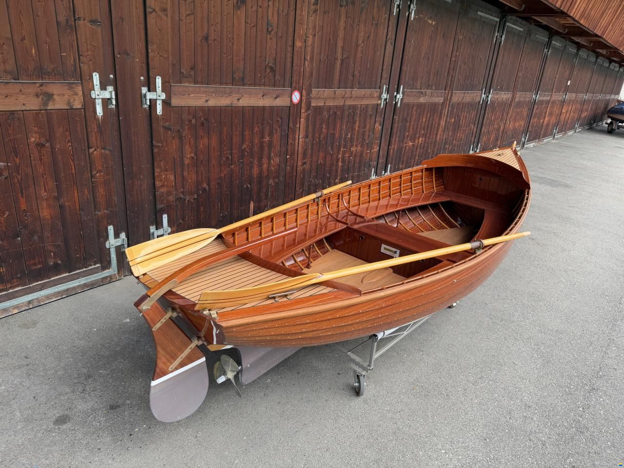 Hächler Herreshoff Tender